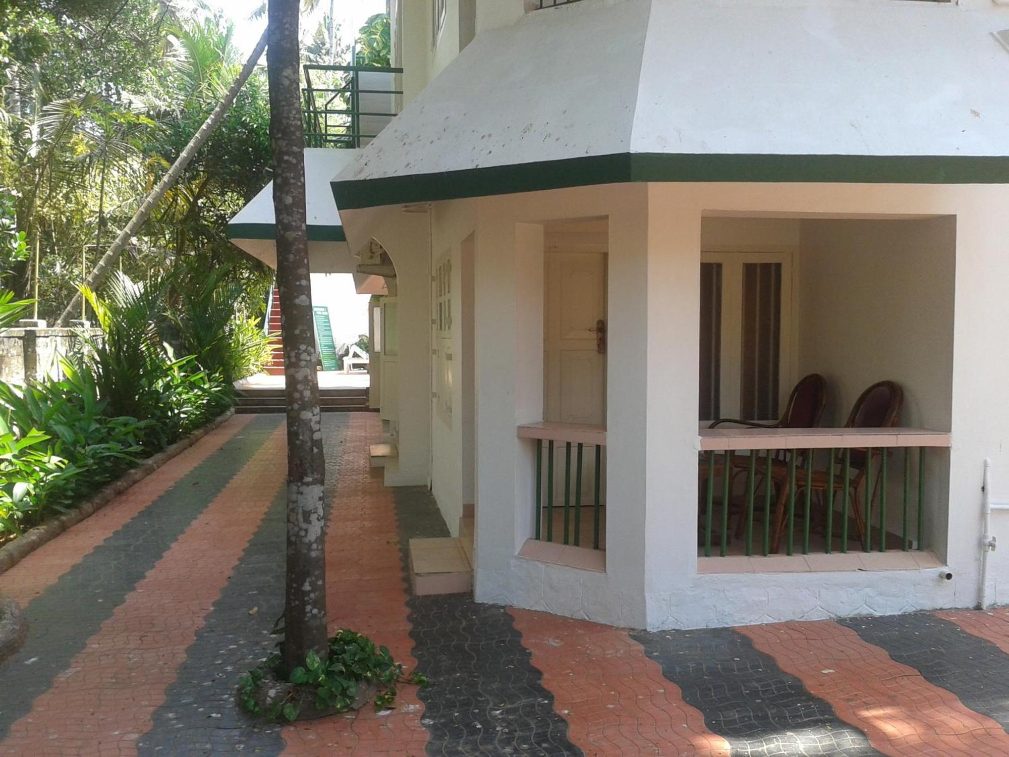 ורקלה Raja Park Beach Resort מראה חיצוני תמונה