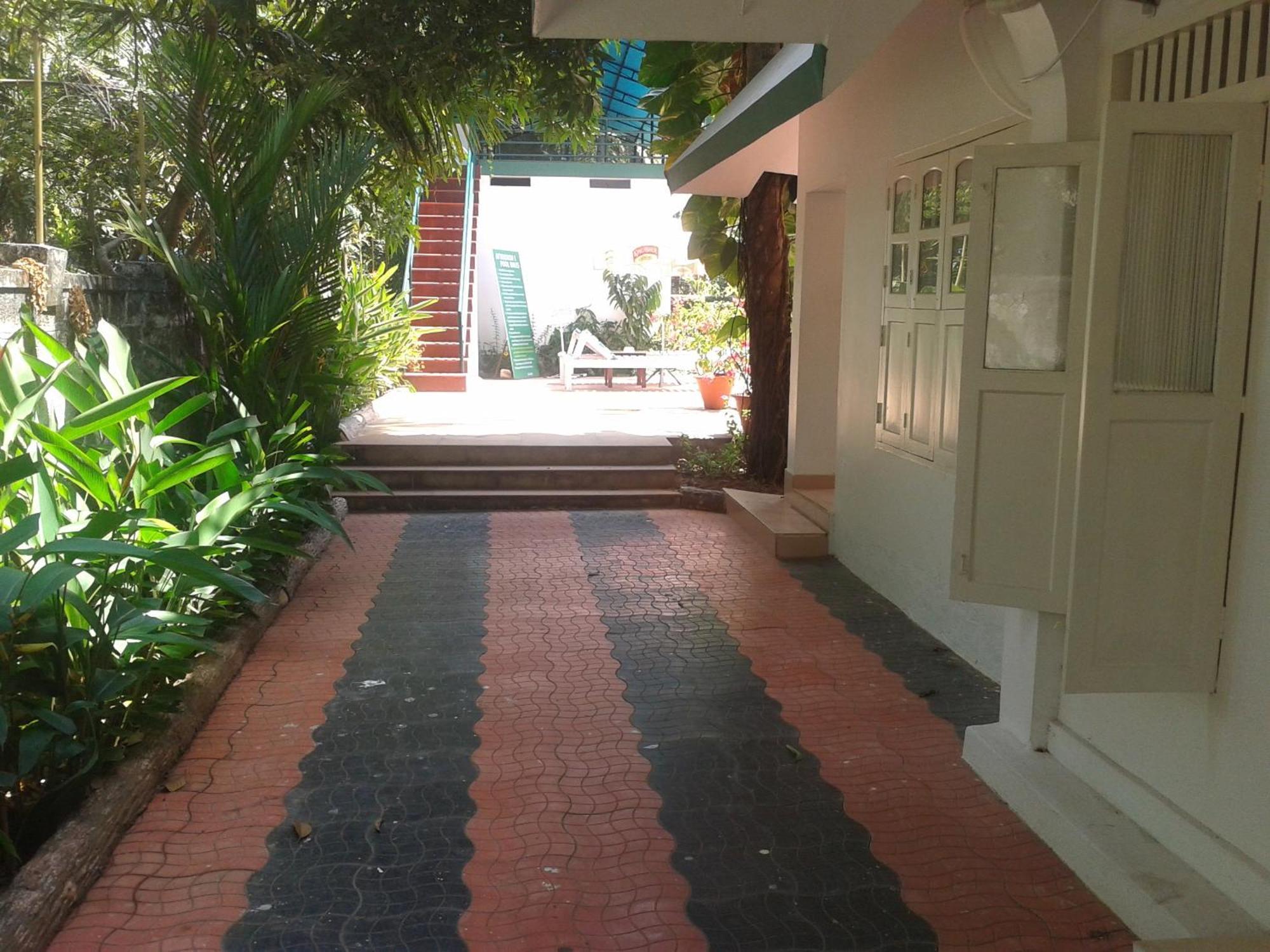 ורקלה Raja Park Beach Resort מראה חיצוני תמונה