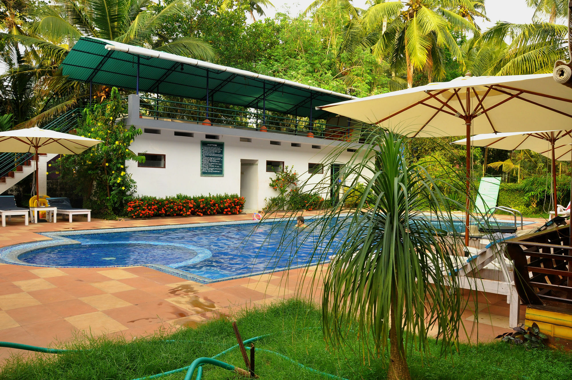 ורקלה Raja Park Beach Resort מראה חיצוני תמונה